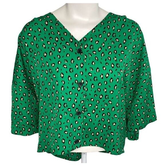Worthington Green Animal Print Dolman Sleeve Crop Top Sz Medium - Picture 1 of 8